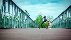 《姜饼人王国国际服》三周年活动上线，新角色圣百合揭秘，内附游戏下载攻略！