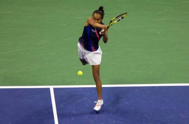 了凯塞多肩 了凯塞多肩