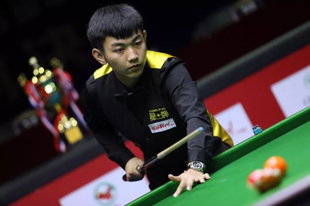 靠防守反击 靠防守反击